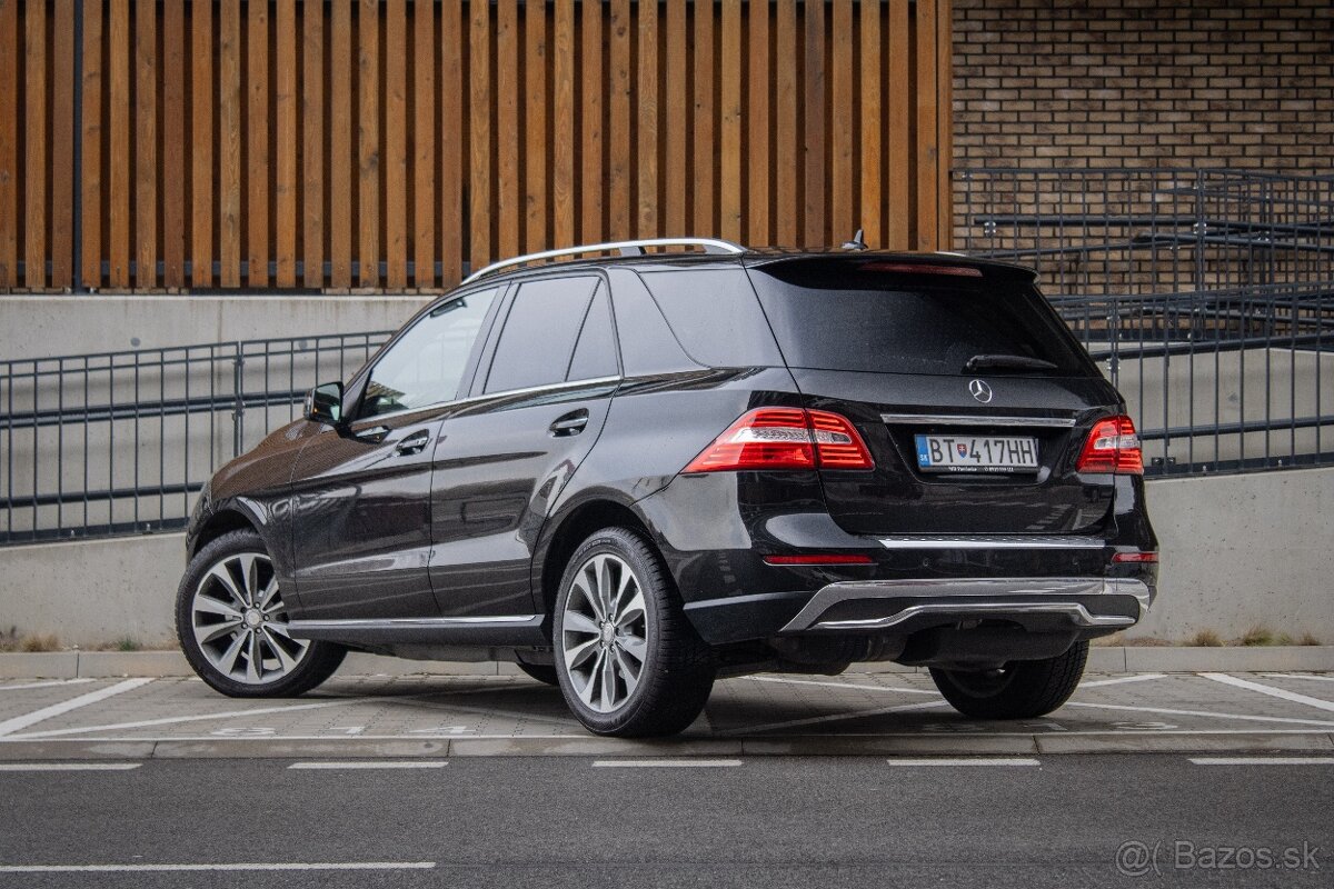 Mercedes-Benz ML 350 BLUETEC 4MATIC - 7