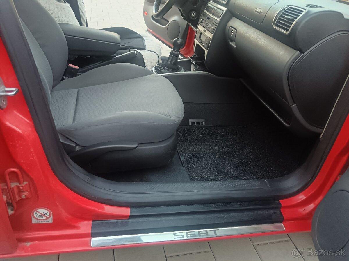 Predám Seat leon 1.9. - 7