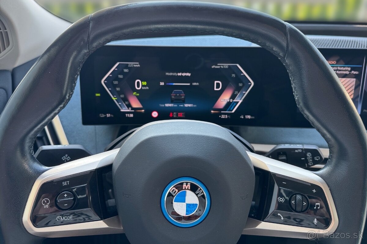 BMW iX 40 xDrive MATRIX LED 360°KAMERA WEBASTO R21 - 7