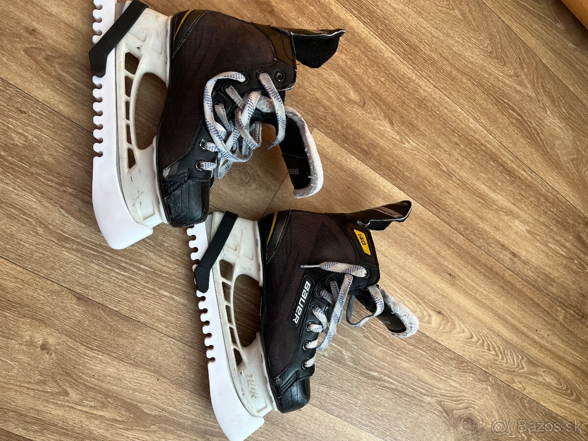 Korčule Bauer Supreme 140,v.37,5 - 7