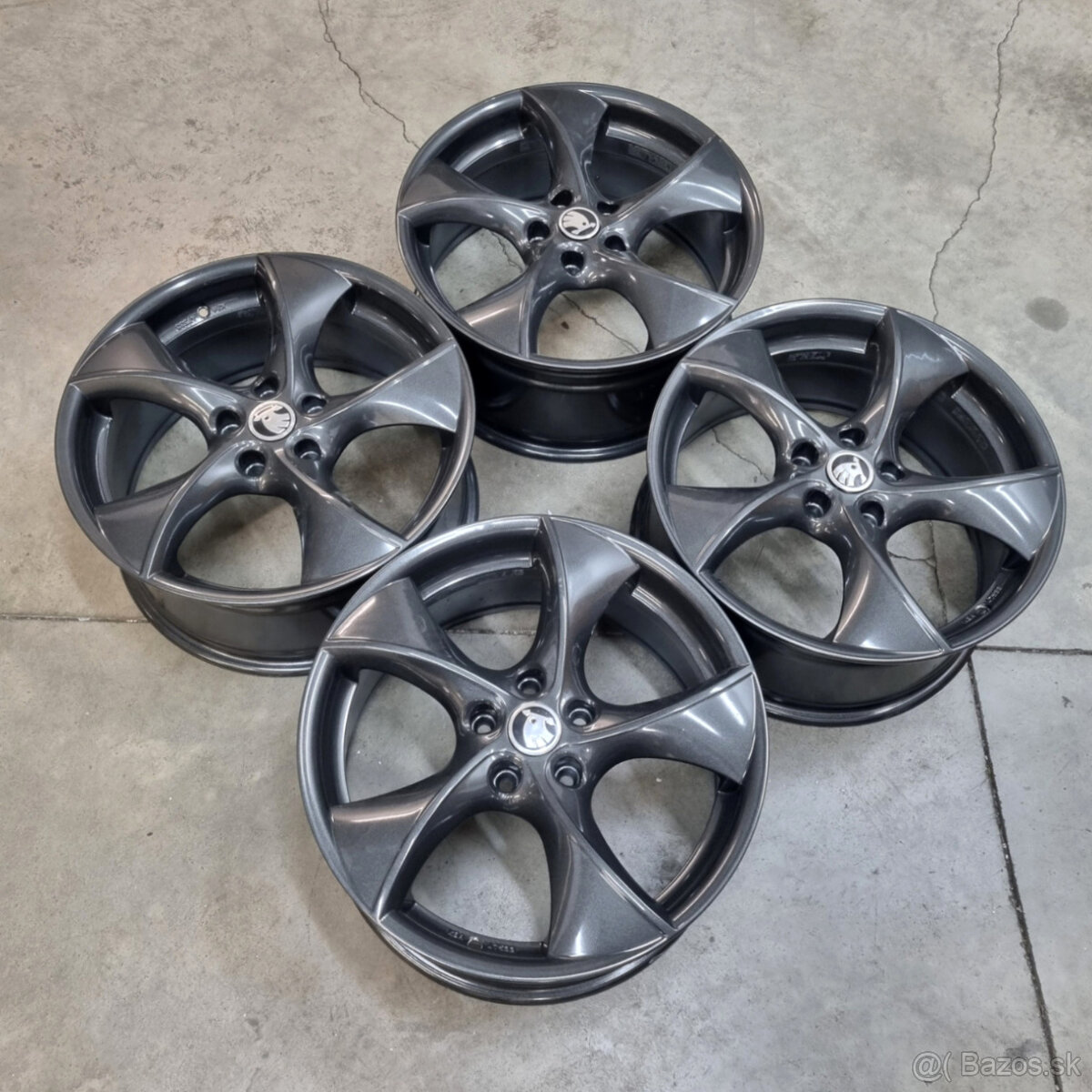 Hliníkové disky 5x112 R18 8J ET45 - 7