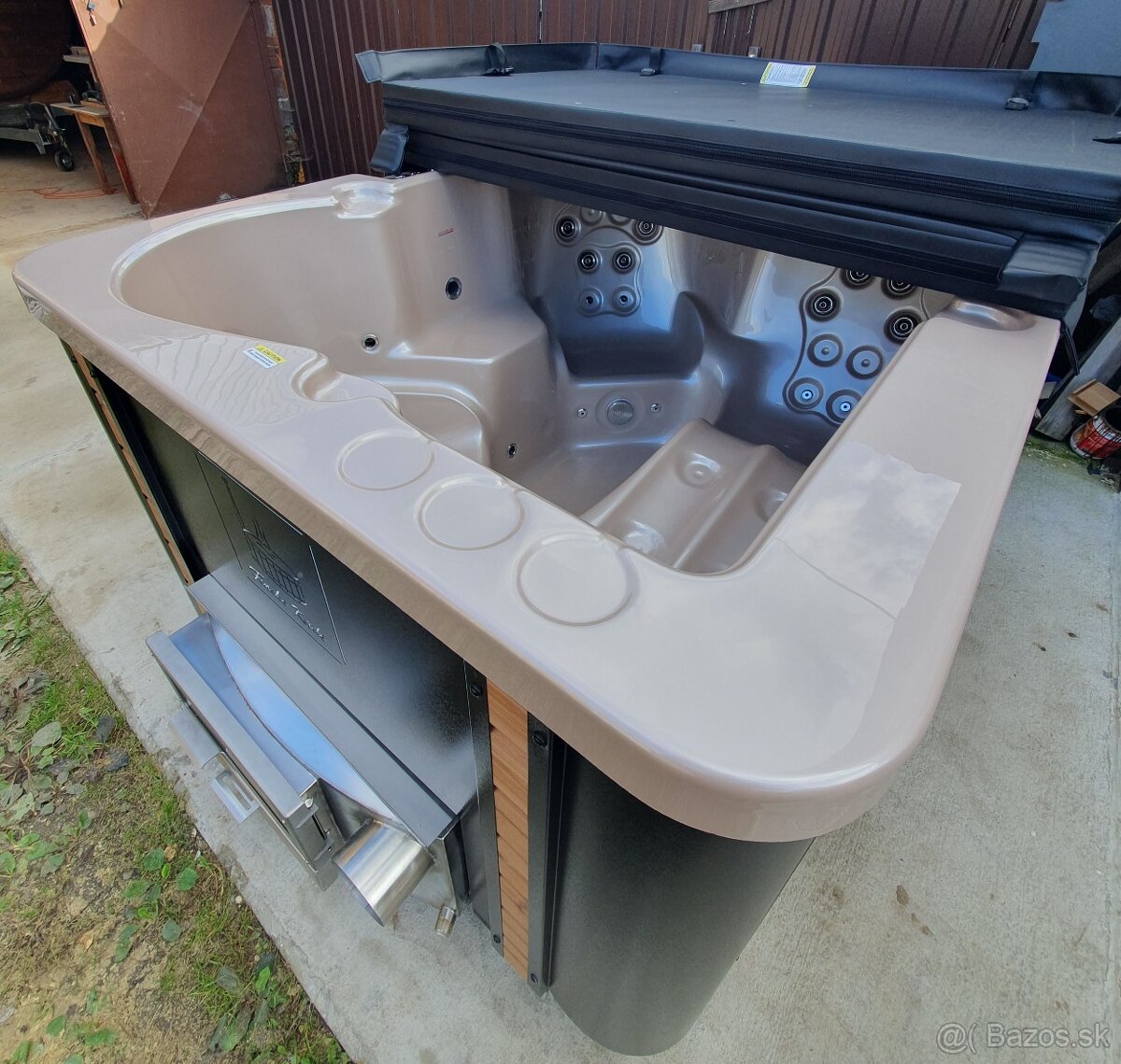 Hranatá akrylátová vírivka ECO Mini - 7