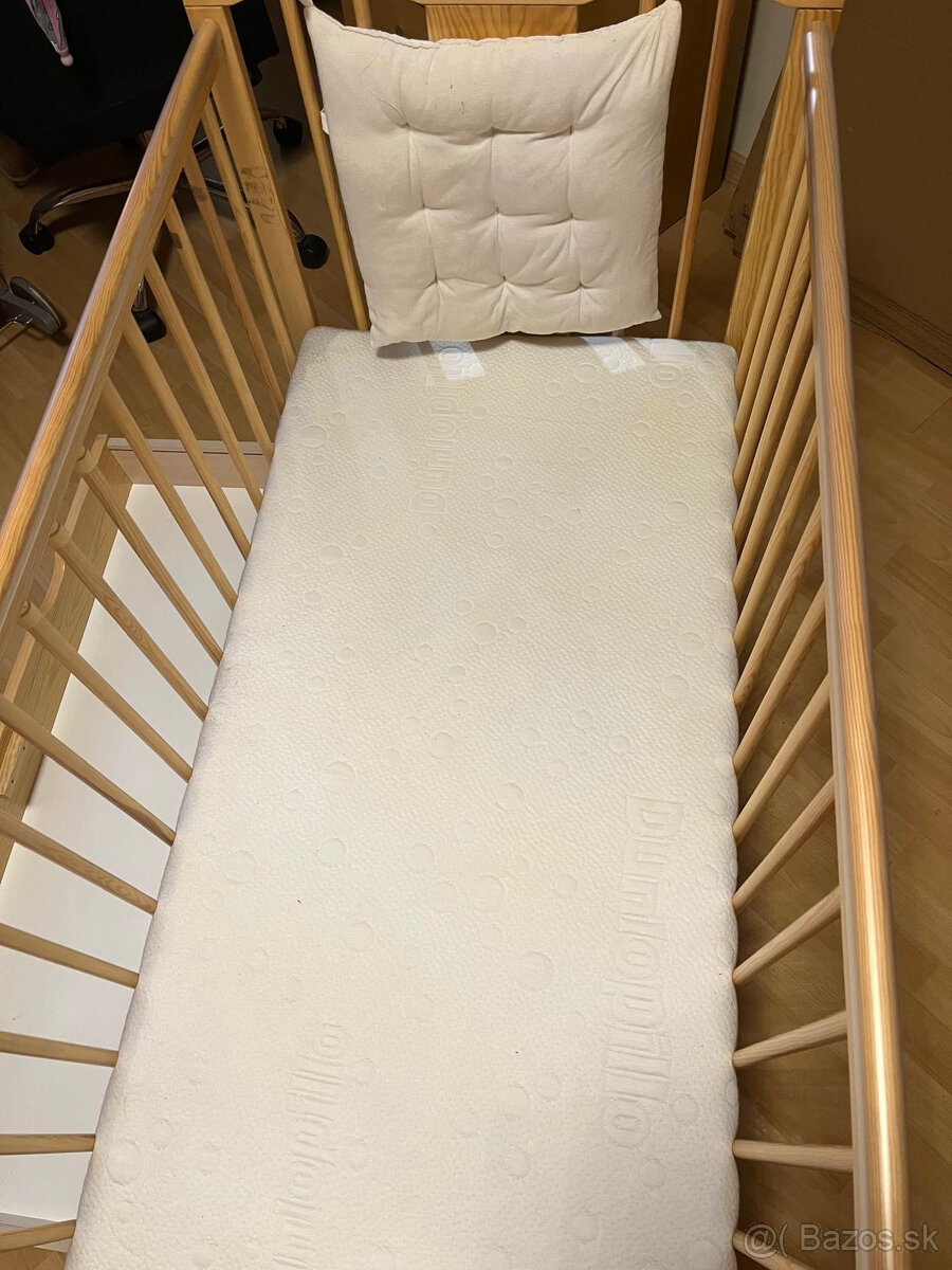 Detská postielka aj s matracom - 7