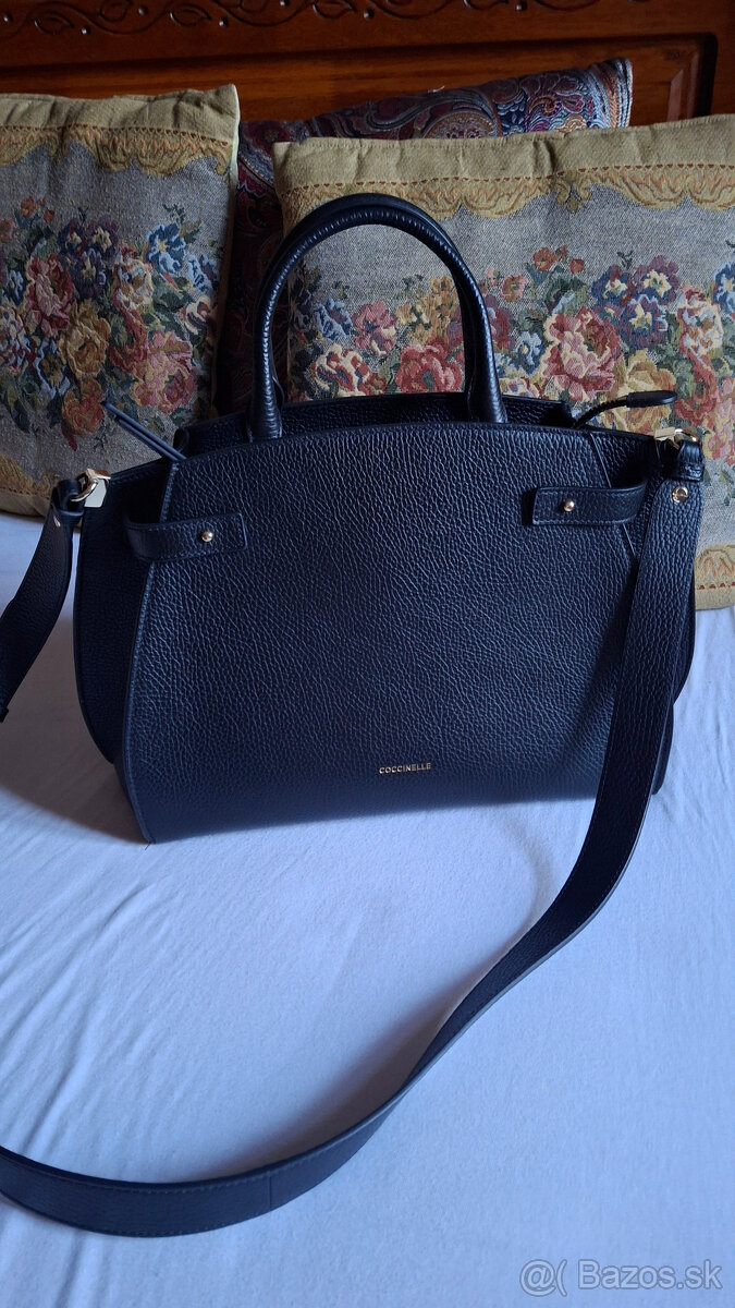 tmavomodrá kabelka coccinelle - nová - 7