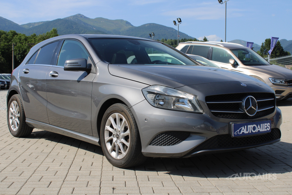 Mercedes-Benz A180 1,6 i 90 kW - 7