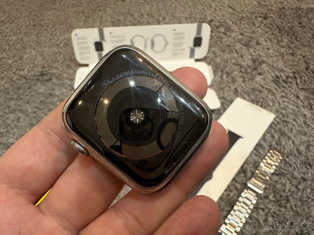 Apple Watch Stainless Steel 5, 44mm - 7