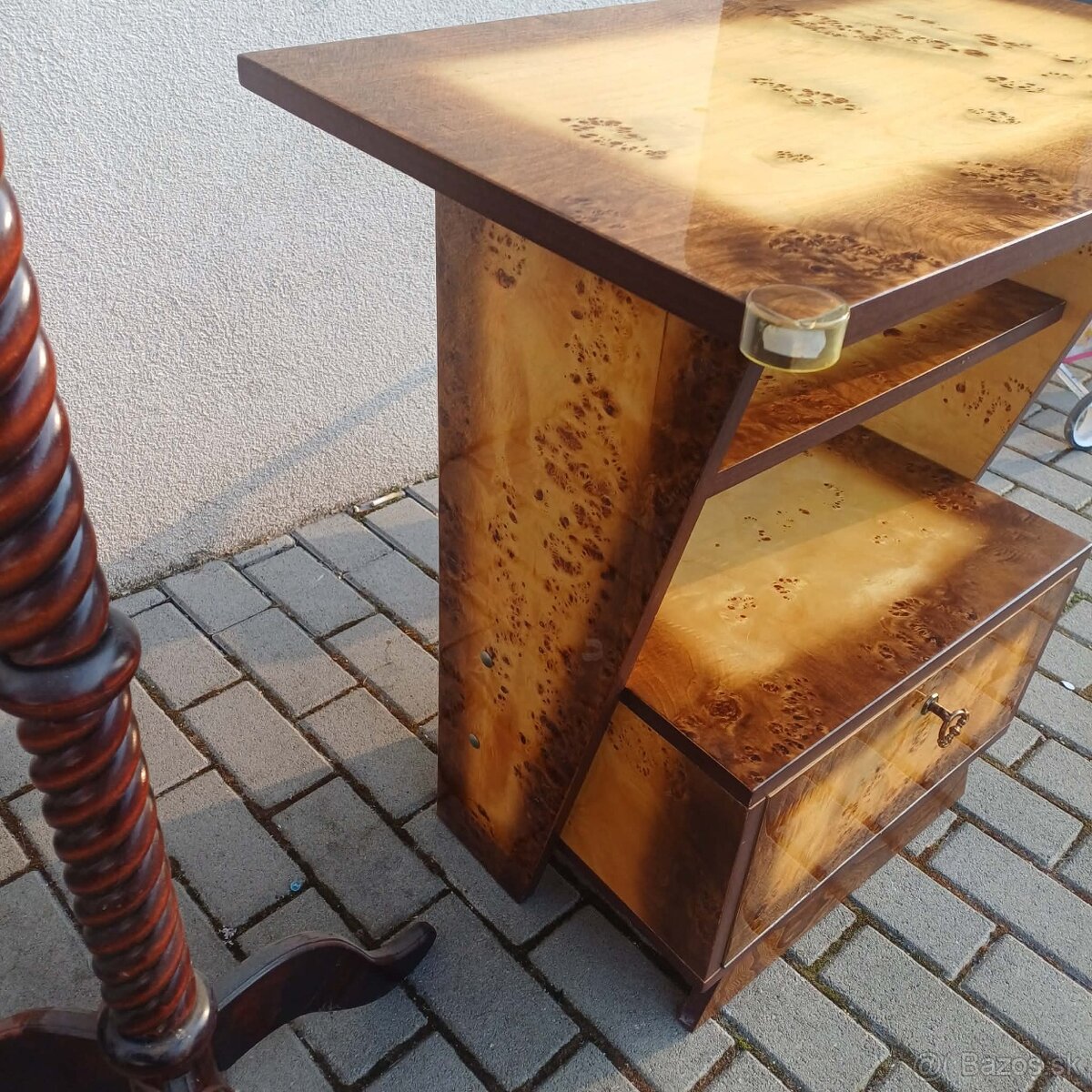 Predám stolík v retro štýle vintage - 7