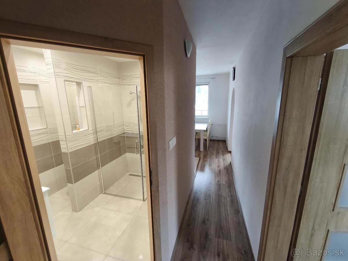 Ponúkam na prenájom 2-izbový byt v meste Krompachy - 7