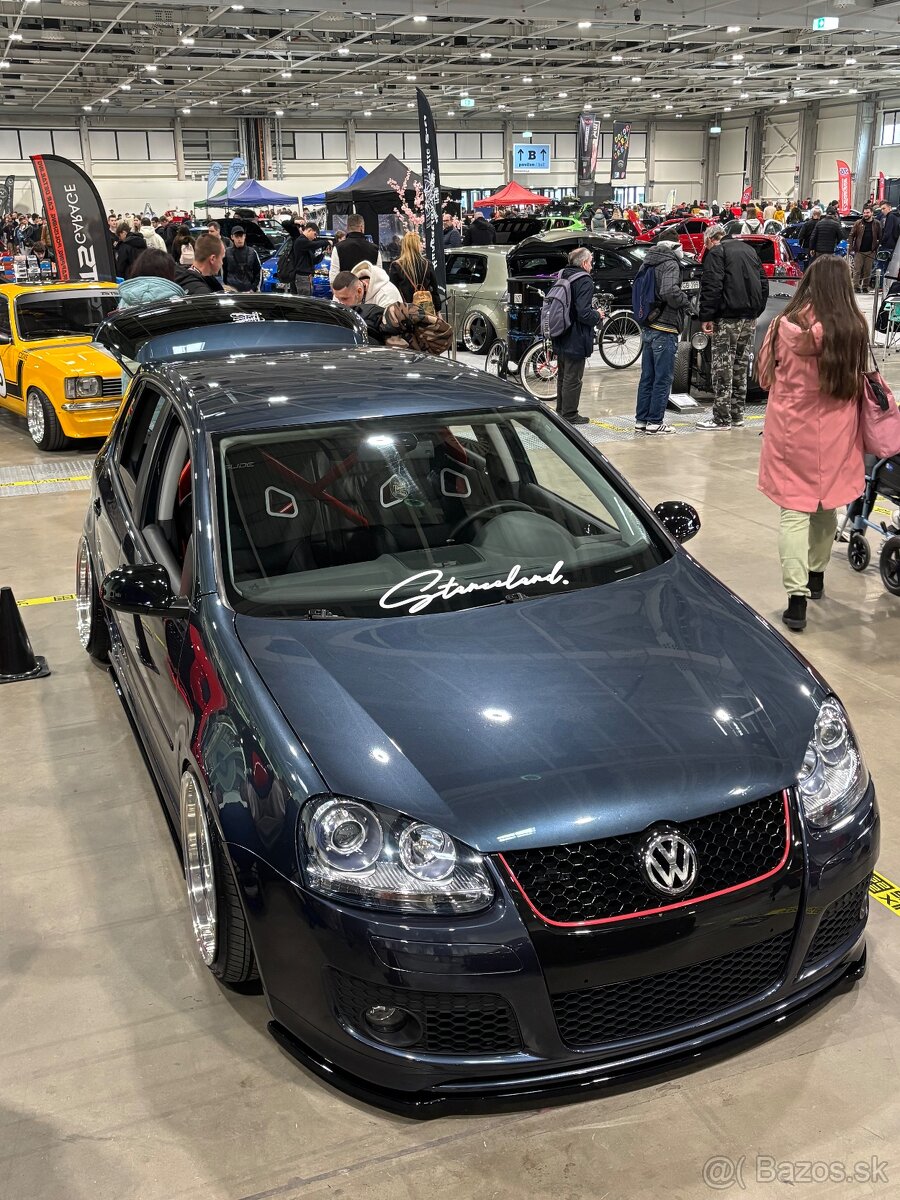 Volkswagen Golf 5 - 7