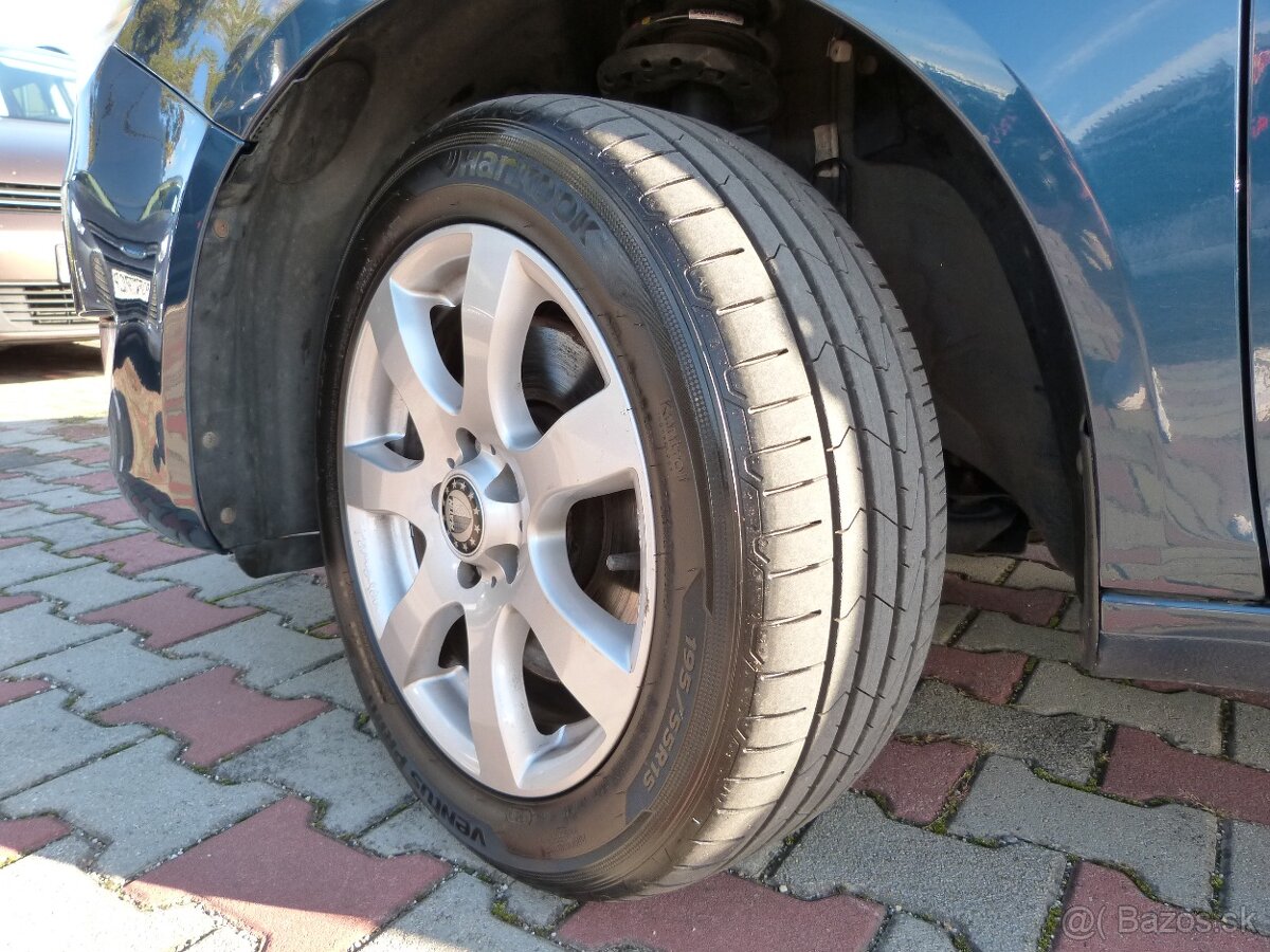 Škoda Roomster 1.2 TSI 105k Family - 7