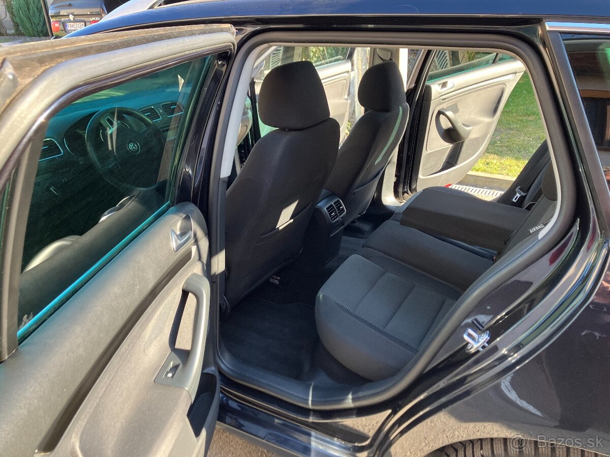 GOLF 6 VARIANT 1,6 TDI - 7