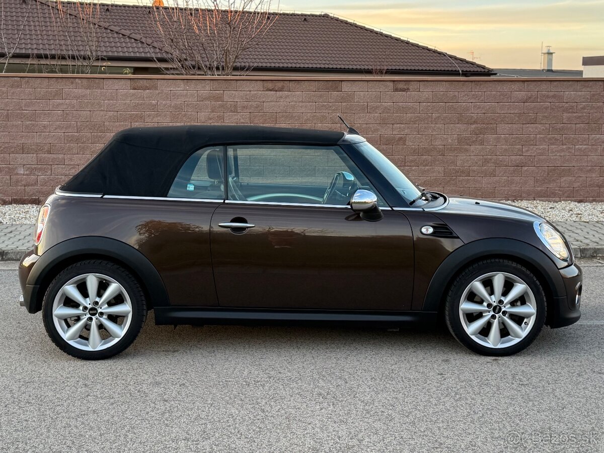 Mini Cooper Cabrio 1.6 • Benzín • 2011 • - 7
