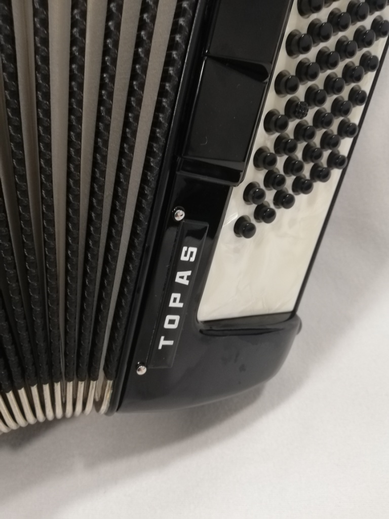 akordeon Weltmeister Topas IV 96 basovy - 7