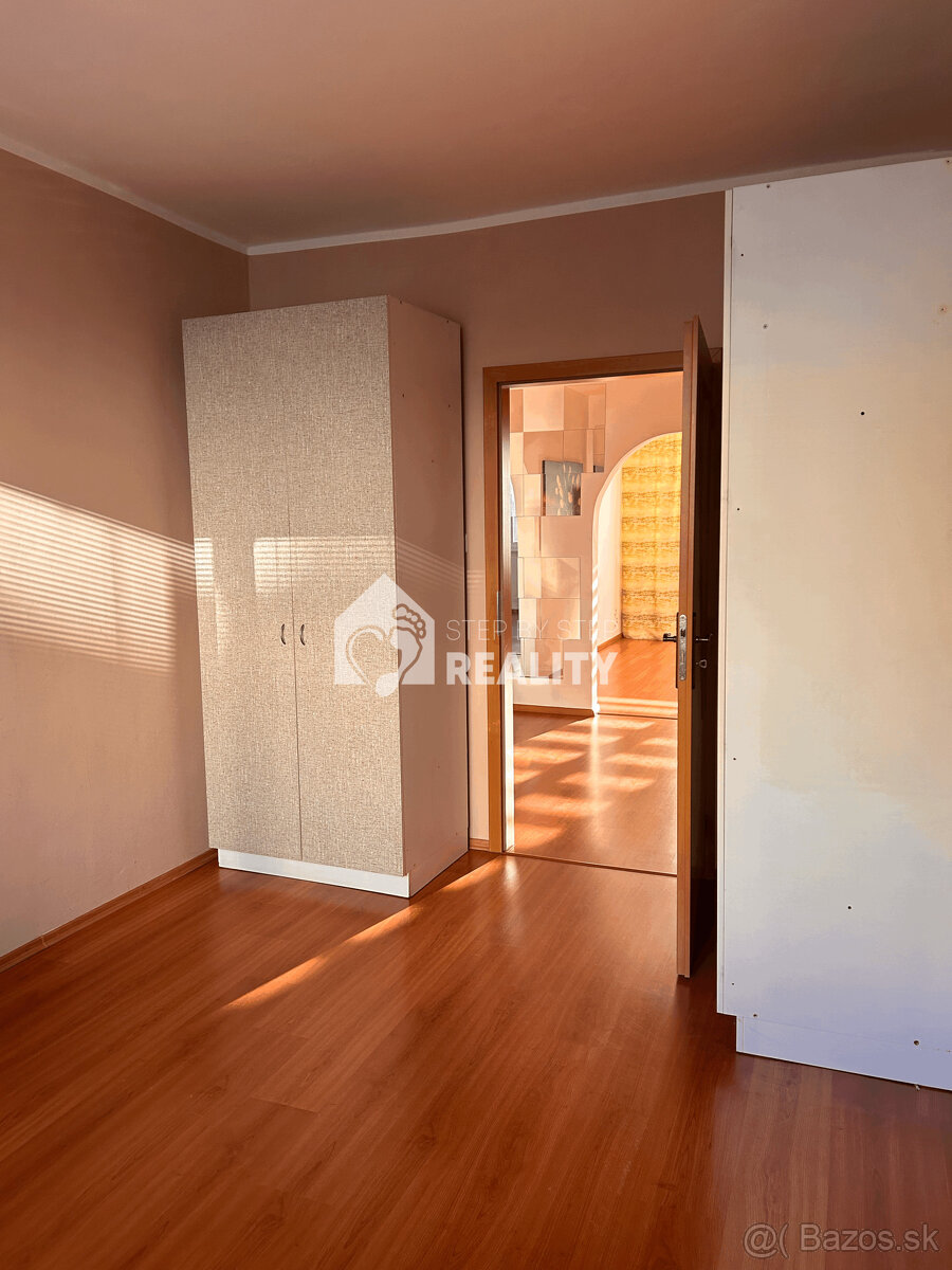 Slnečný 3-izbový byt na predaj. - 7