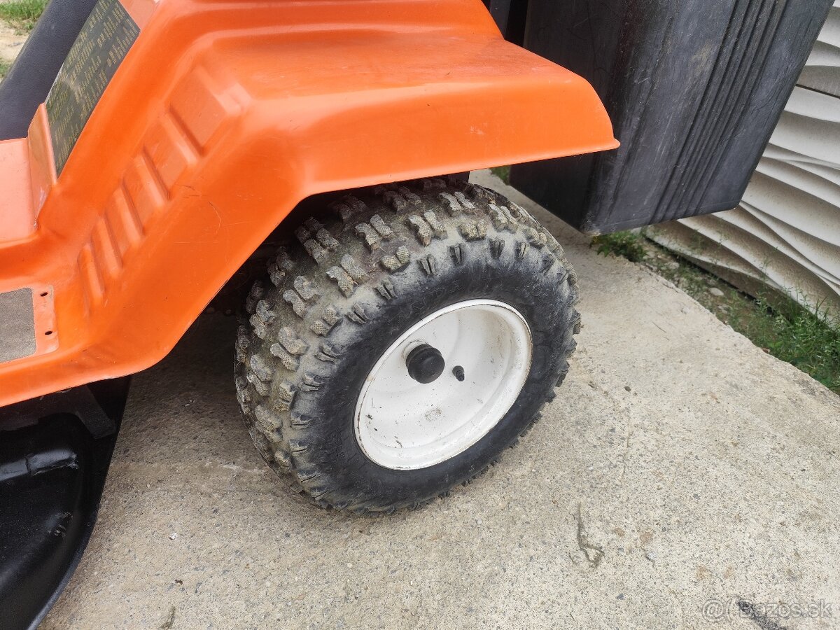 Záhradný traktor Husqvarna - 7