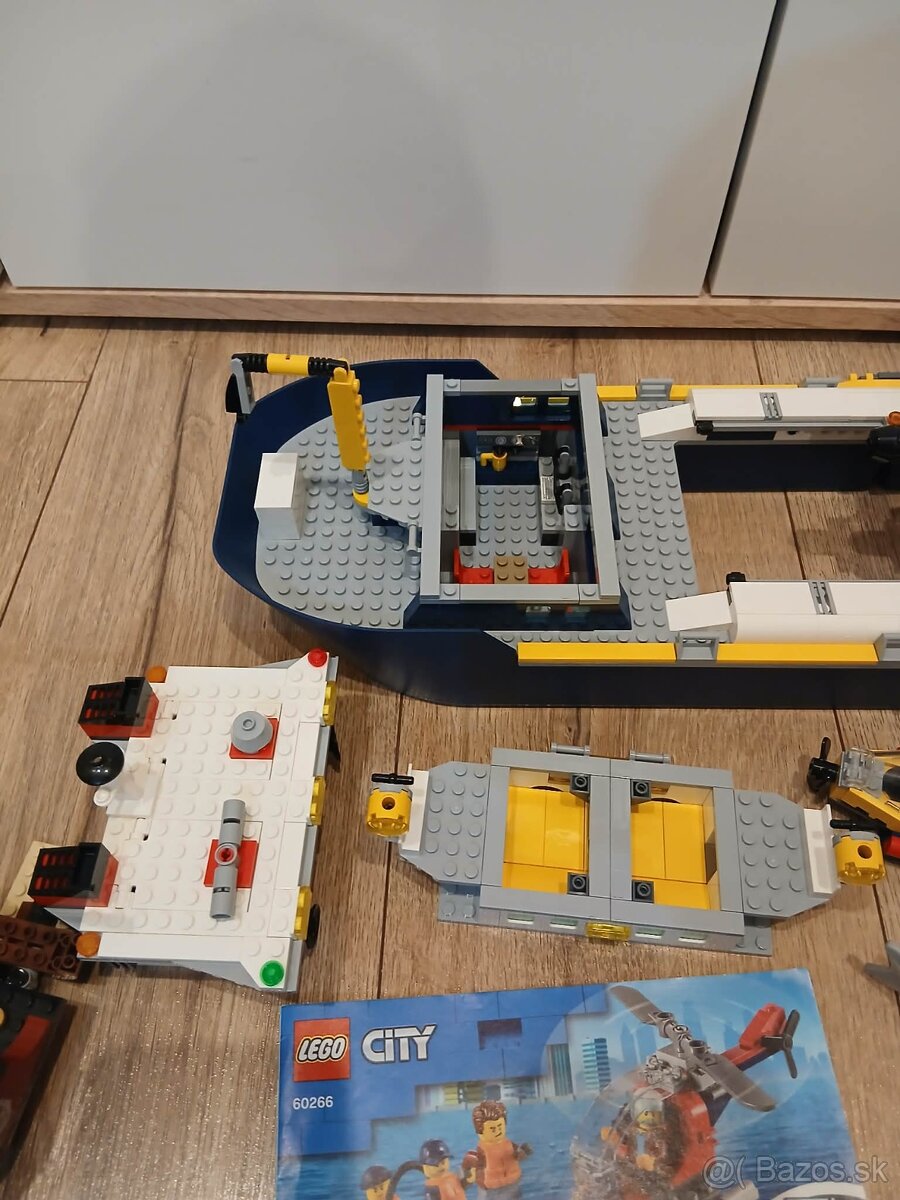 Lego city 60266 - 7