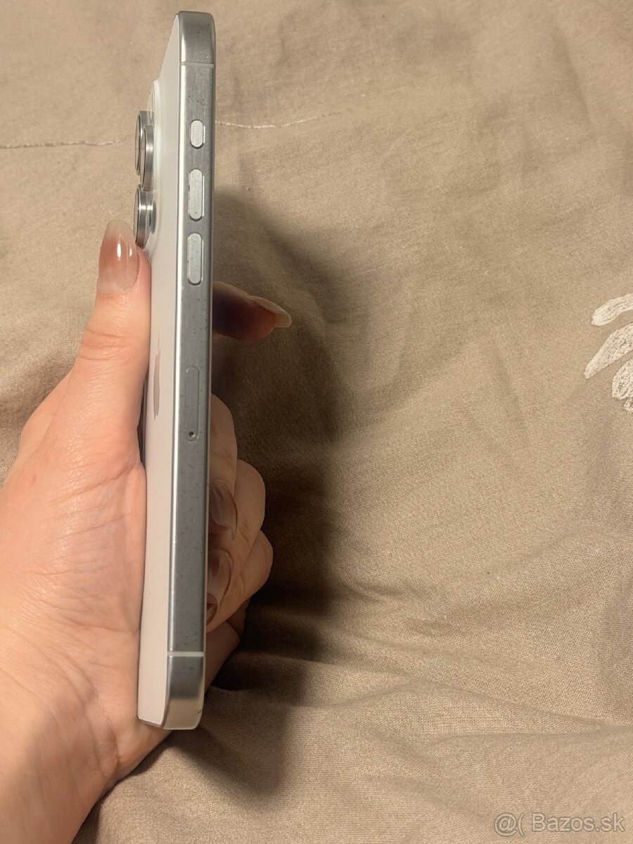 Predám Iphone pro max 256 gb - 7