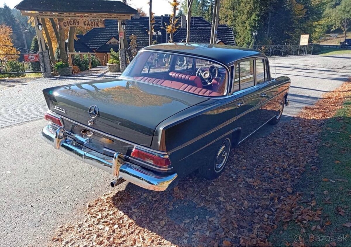 Mercedes-Benz E W110 200D - 7