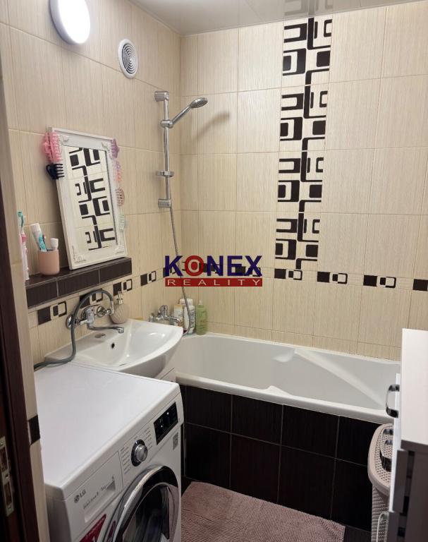 NA PREDAJ – 4-izbový byt TREBIŠOV - 7