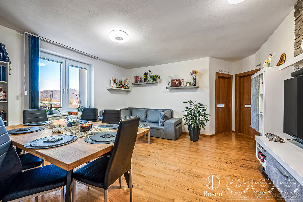 BOSEN | Slnečný 3-izbový byt s balkónom v Hranovnici - 7