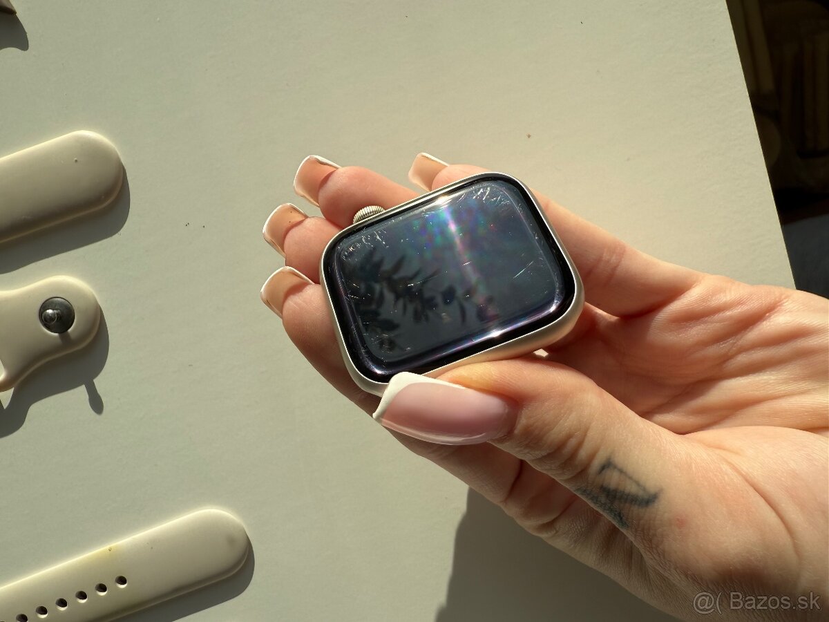 Apple Watch Series 7 - 7