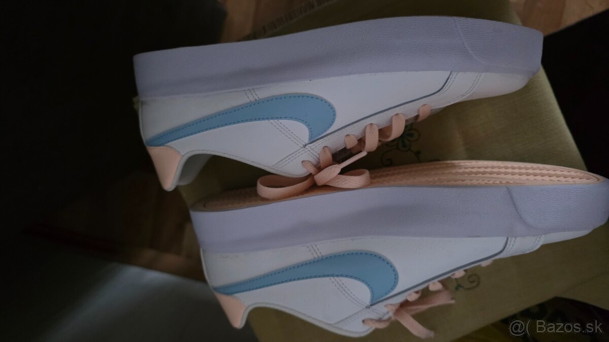 Botasky Nike 41 vn dl 26.5.....uni - 7