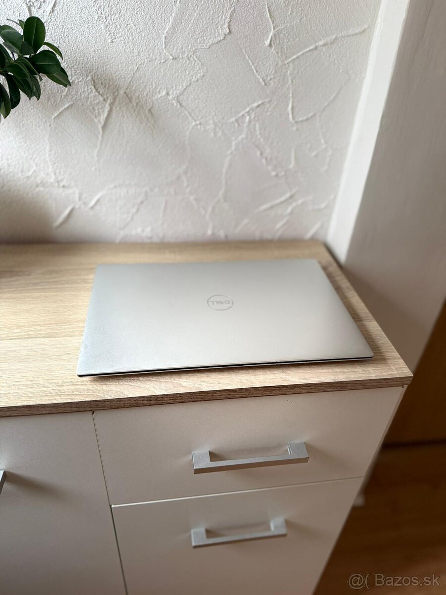 Dell XPS 15 9500 | i7 | 64GB RAM | 2TB SSD - 7