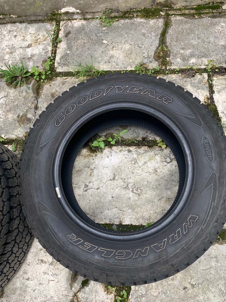 Predám GOODYEAR 265/60 R18 WRANGLER - 7