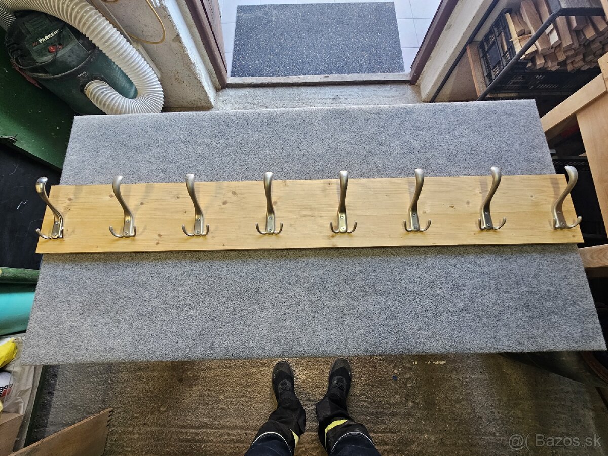 Drevene dvierka , vešiak - 7