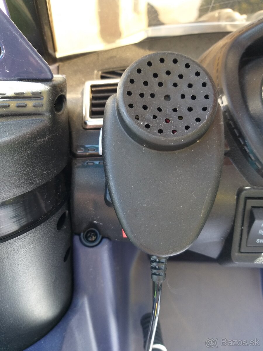 Elektrické policajné autíčko - 7