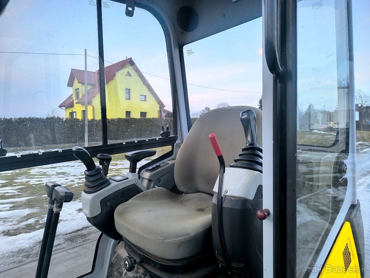 Mini bagr wacker neuson et 24 - 7