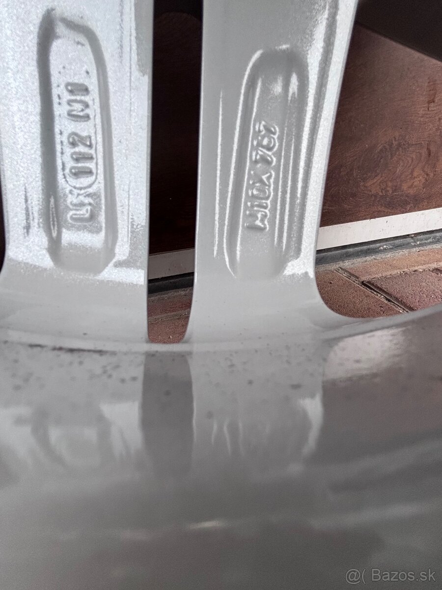 Zimná sada Al s pneu na Audi A6 225/60R17 - 7