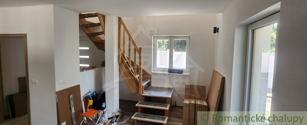 Moderná rekreačná novostavba vo vidieckom štýle - 7