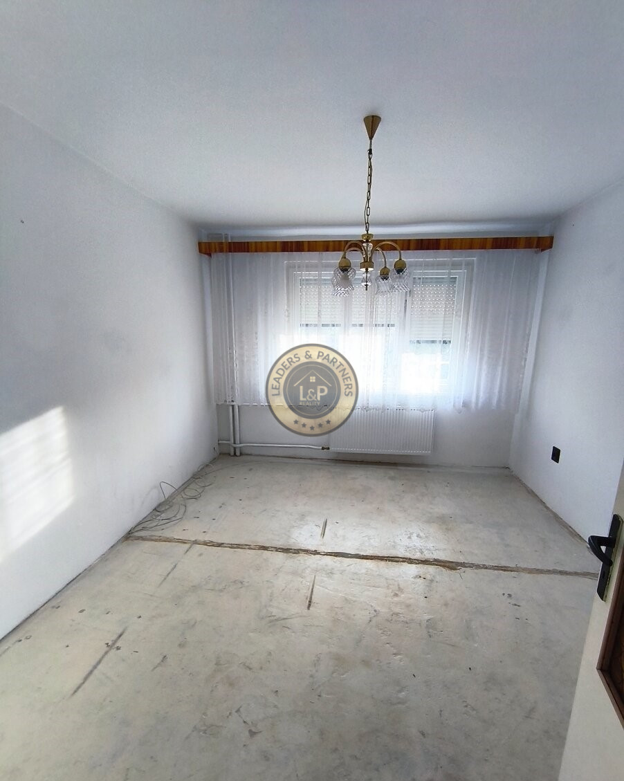 Na predaj 5iz. RD v pôvodnom stave v Holíči - 7