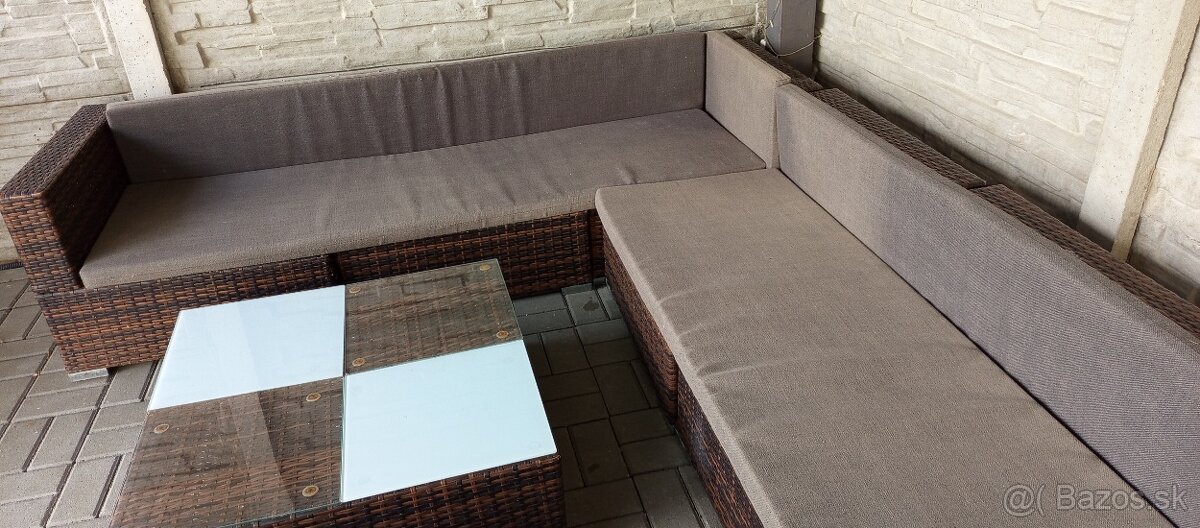 Ratanove sedenie so stolom - 7