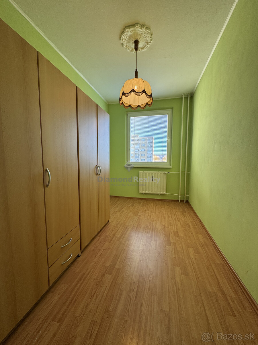 REZERVOVANÉ | NAJLACNEJŠÍ 3 IZBOVÝ BYT NA SÍDLISKU ŤAHANOVCE - 7