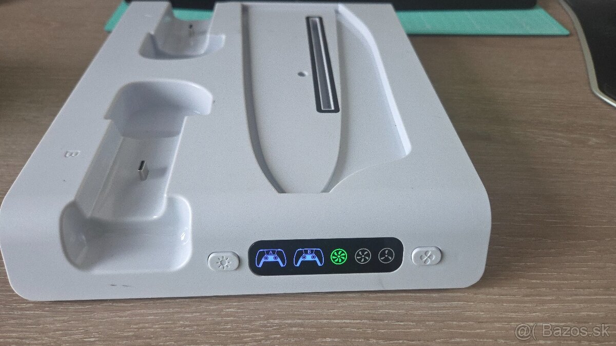 Dokovacia stanica pre PS5 Slim a 2x ovladac - 7