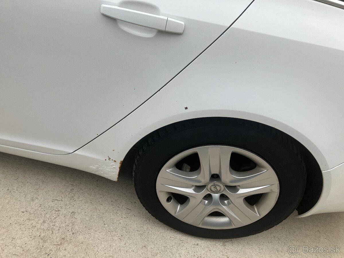 Opel Insignia tour 2012 96kw - 7