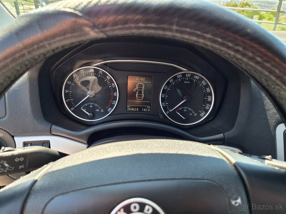 Prenájom Škoda Octavia II - 7