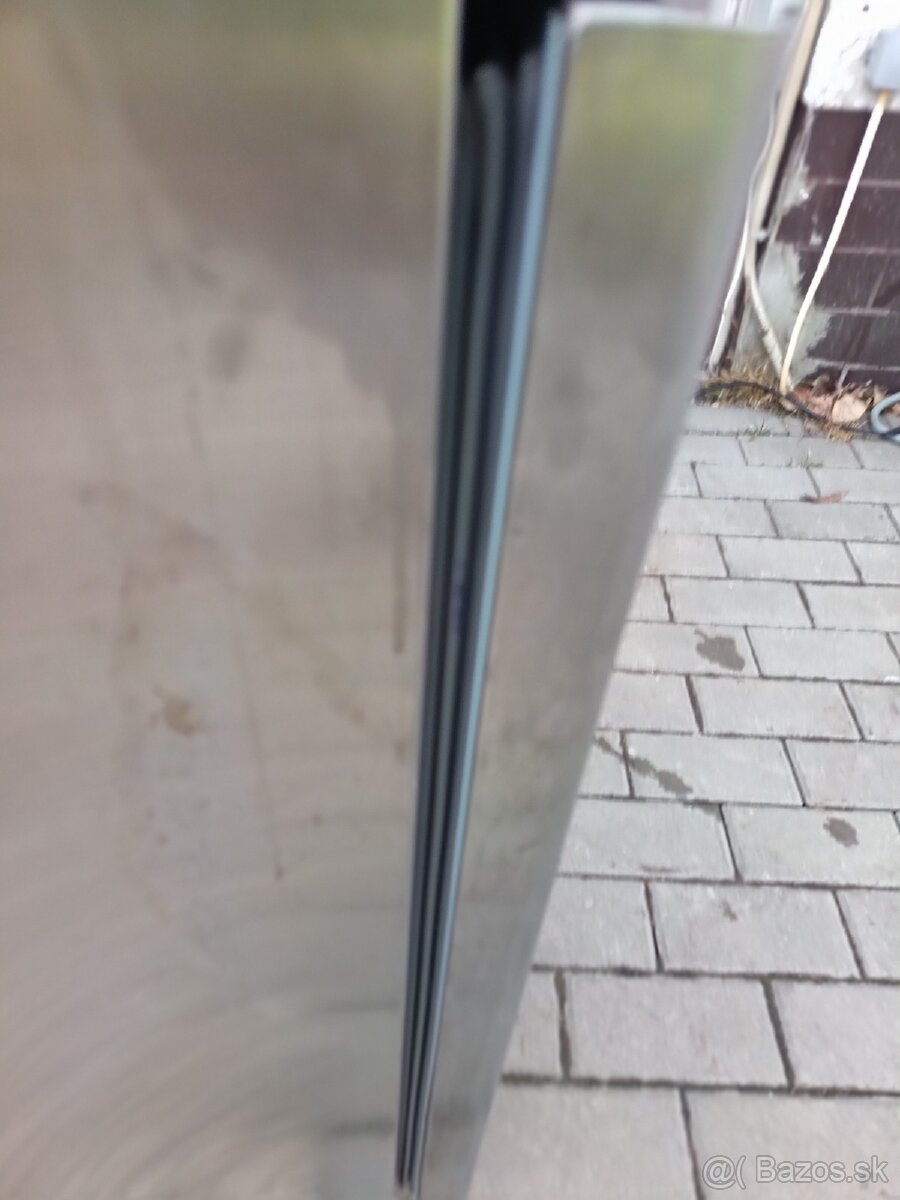 Mraznička gastro nerezová podpultova - 7