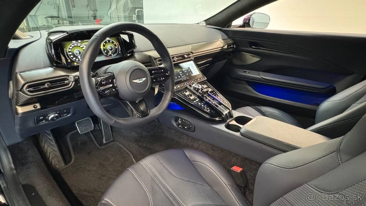 Aston Martin -V8 Vantage - Storm Purple - 7