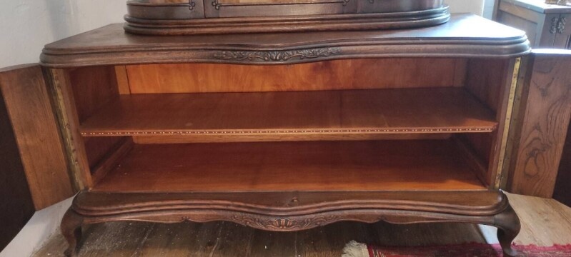 Starožitná vitrína - 7