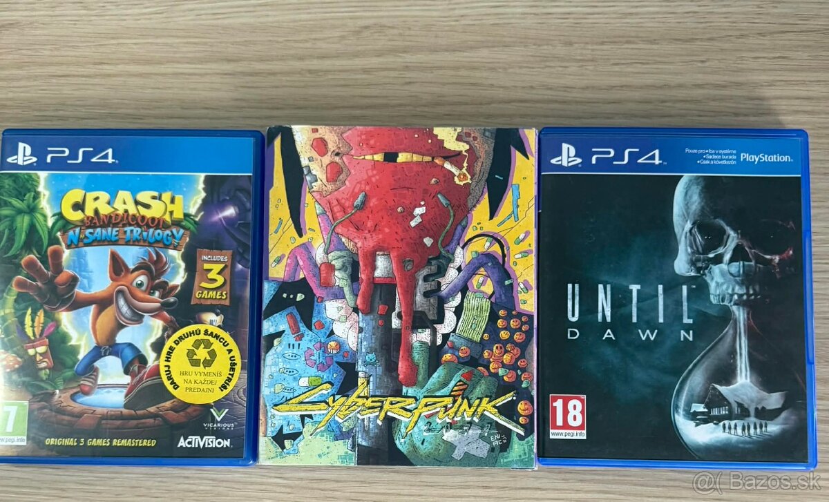 PlayStation 4 Slim - 7