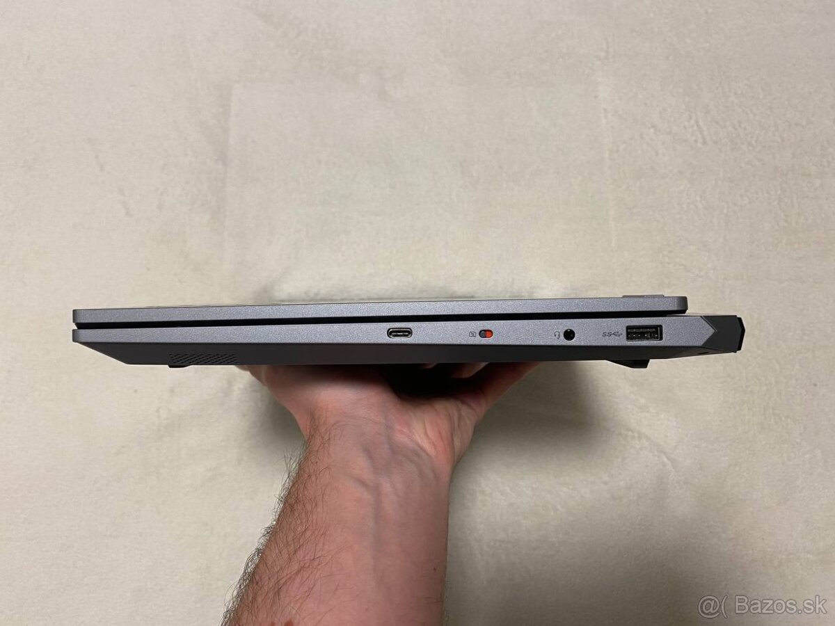 Lenovo LOQ 15ARP9 - 7