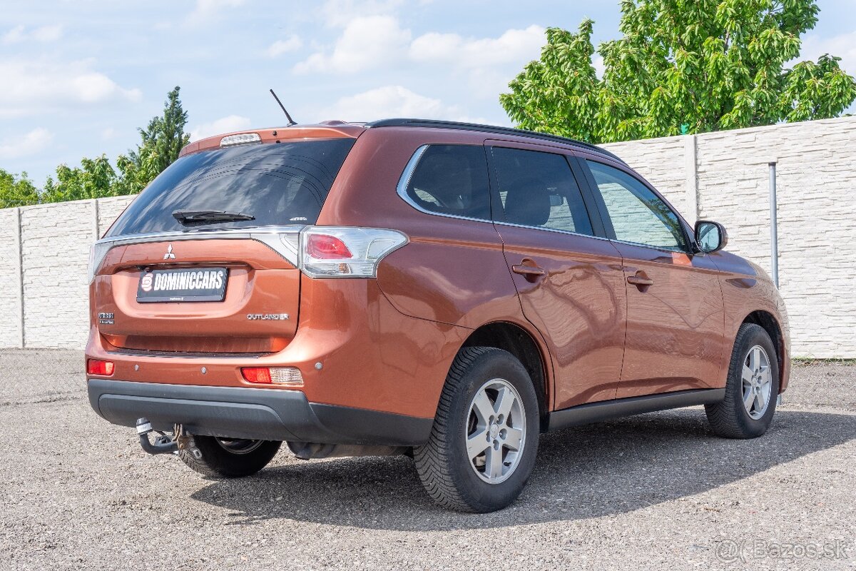 Mitsubishi Outlander 2.0 MIVEC 4x4 Automat - 7