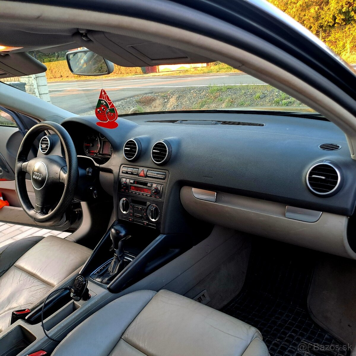 Audi A3 2.0 TDI automatická prevodovka - 7