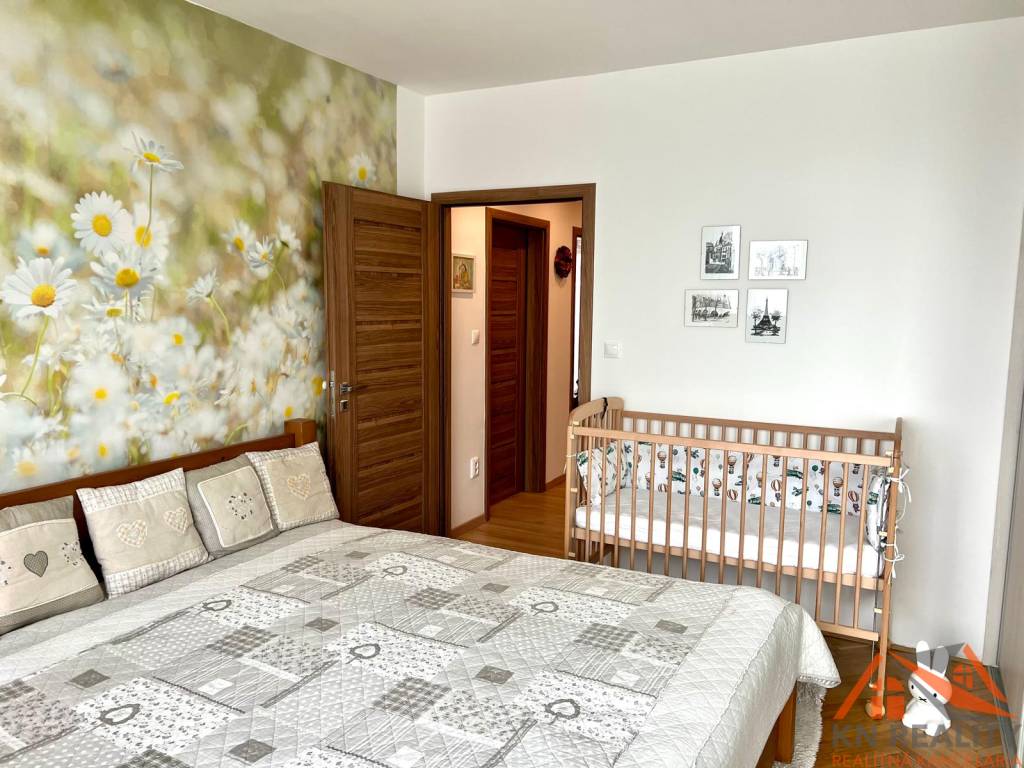 Na predaj krásny zrekonštruovaný 3 izb.byt s dvoma balkónmi - 7