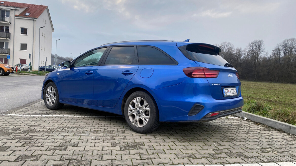 Kia Ceed SW 1.5 T-GDi Silver 118kW 6/2022 29000km TOP - 7