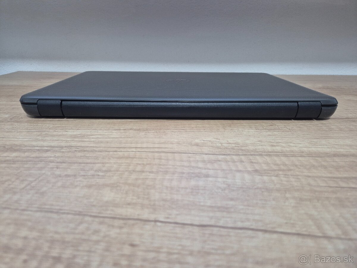 HP 250 G4 /Intel Core i5-6200U/8GB RAM/HD/256GB SSD - 7