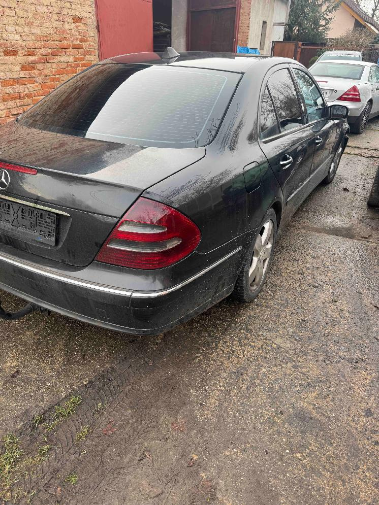 MERCEDES BENZ E W211 320CDI náhradní díly - 7